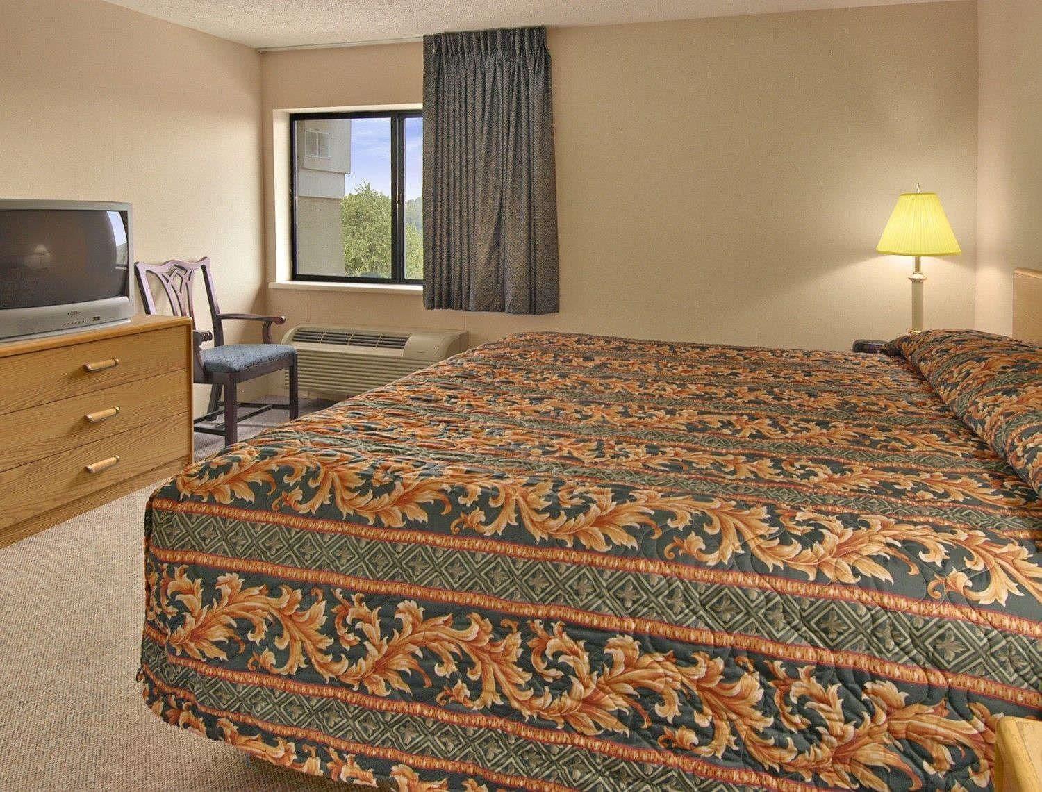 Baymont By Wyndham Corydon Hotel Quarto foto
